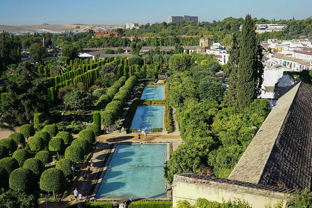 Alcázar de los Reyes Cristianos, jardins