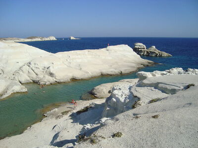 Plage de Sarakiniko