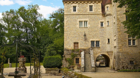 Le Vieux Château, extérieur
