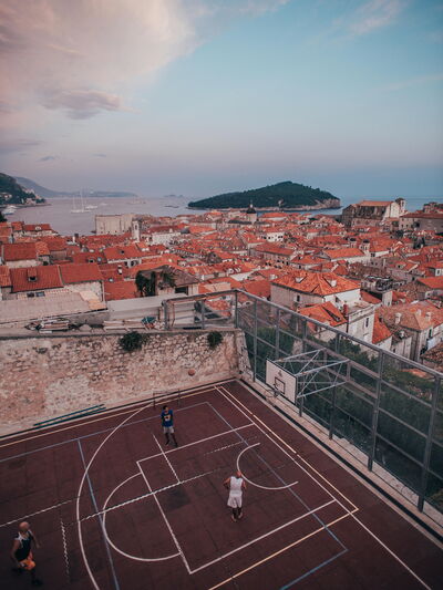 Terrain de basket-ball Old Walls, Dubrovnik
