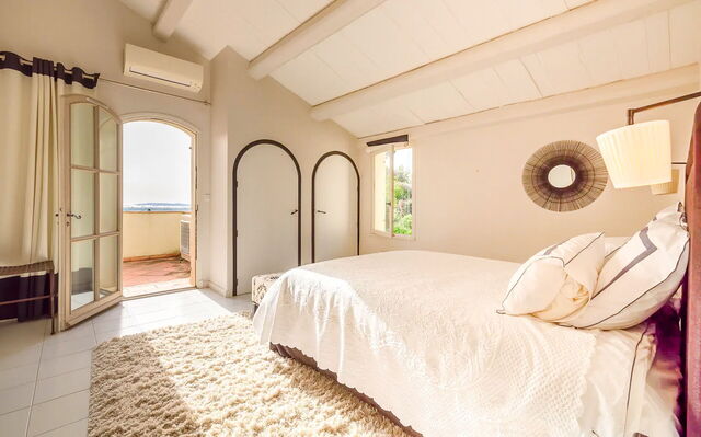 Villa Franca Roc, chambre
