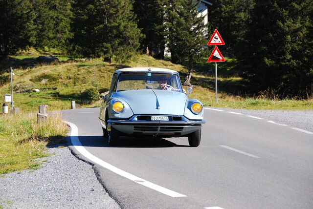 Conduire dans les Alpes