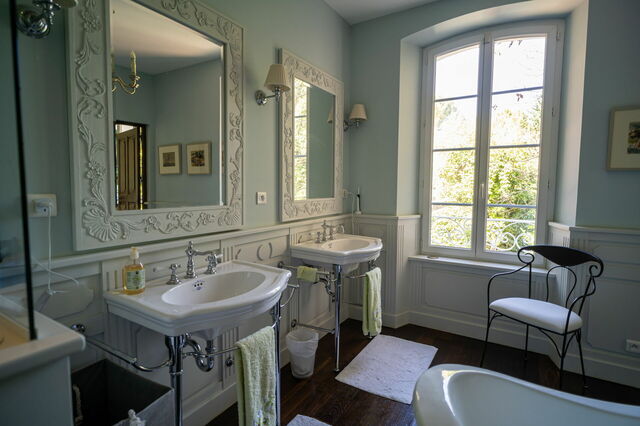 La Verdière, salle de bain