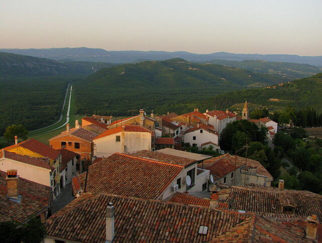 vues motovun