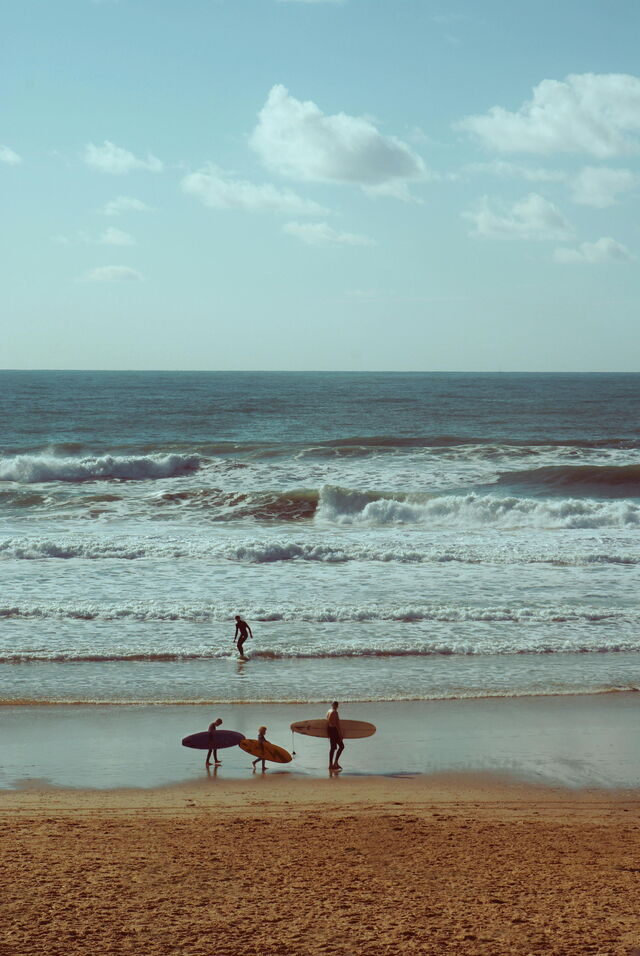Surfeurs à Lacanau
