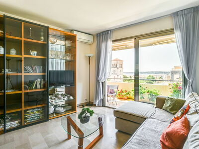 Le Katia, Intérieur