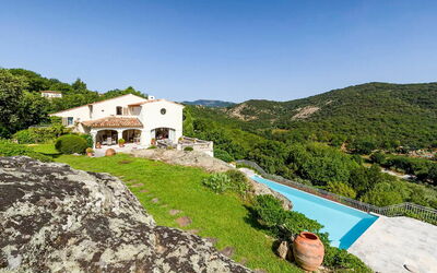 Villa Franca Roc, extérieur