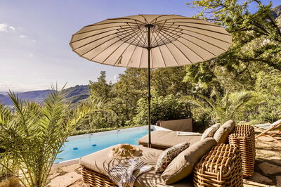 Villa Chiovada, bain à remous