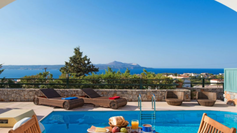 Afroditi, piscine