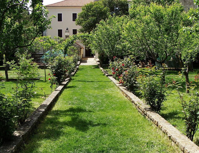 Monastère de Visovac, jardins