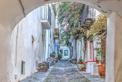 Une ruelle à Cadaqués