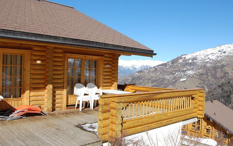 Edelweiss: Ciel, Bâtiment, Propriété, Fenêtre, Bois, Maison, Neige, Ombre, Montagne, Paysage Naturel