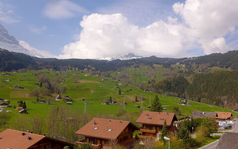 Chalet Beausite: Nuage, Ciel, Montagne, Plante, Écorégion, Bâtiment, La Nature, Paysage Naturel, Maison, Arbre