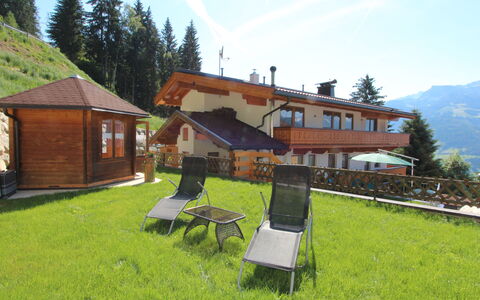 Zell am Ziller 180: Chalet, Station De Montagne, Mélèze, Vallée, Village De Montagne, À Feuilles Persistantes, Eco Hôtel, Balcon