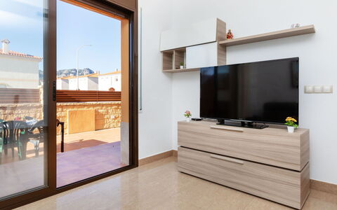Casa Paloma 1: Propriété, Cabinetry, Bâtiment, Bois, Design Intérieur, Confort, Fenêtre, Sol, Sol, Salon