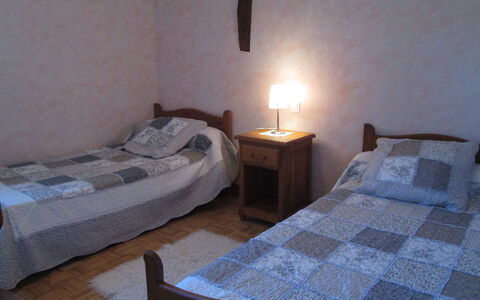 La Grange: Meubles, Propriété, Bâtiment, Confort, Bleu, Table, Textile, Éclairage, Bois, Design Intérieur