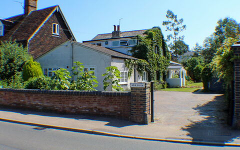 Goudhurst: Ciel, Plante, Bâtiment, Surface De La Route, Lot Terre, Arbre, Maison, Quartier, Zone Résidentielle, Design Urbain