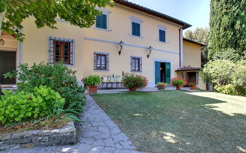 Villa Stolli: Propriété, Maison, Bâtiment, Immobilier, Domicile, Biens, Zone Résidentielle, Villa, Quartier, Architecture