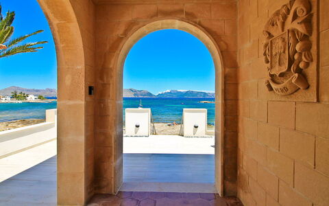 Can Verd: Bleu, Propriété, Cambre, Bleu Azur, Pièce, Architecture, Mur, Bâtiment, Ciel, Immobilier