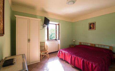 Il Palazzetto: Pièce, Chambre, Propriété, Meubles, Lit, Bâtiment, Drap De Lit, Plafond, Sol, Design Intérieur