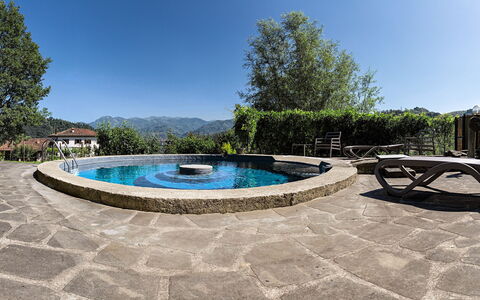 Il Nido In Garfagnana: Piscine, Propriété, Biens, Immobilier, Maison, Bâtiment, Domicile, Vacances, Loisir, Arrière-Cour
