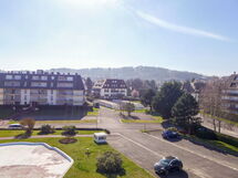 Les Frégates