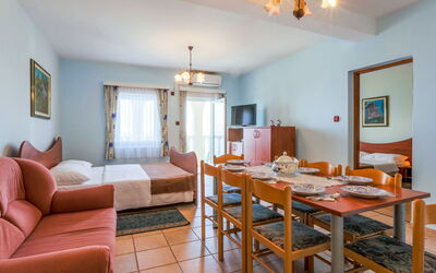 Logement:&nbsp;Delfin 104.2