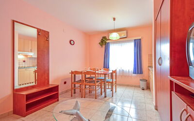 Logement:&nbsp;Delfin 104.3