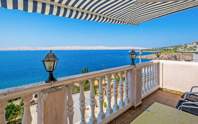 Logement:&nbsp;Delfin 104.6