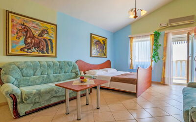 Logement:&nbsp;Delfin 104.6