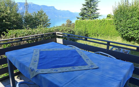 Noisette: Bleu, Arbre, Montagne, Herbe, Vacances, Plante, Chaîne De Montagnes, Lac, Parc National, Toit