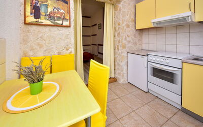 Marija 120.1: Sol, Sol, Design Intérieur, Pièce, Appartement, Tache De Bois, Tuile, Salon, Plâtre