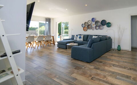 Trebol: Parquet, Sol, Sol, Design Intérieur, Bois, Revêtement De Sol Stratifié, Meubles, Salon, Dur, Canapé