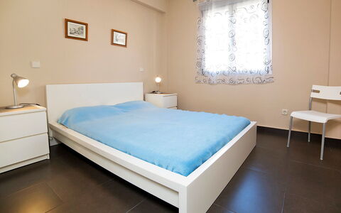 Gabriel 01: Meubles, Propriété, Confort, Bleu Azur, Bâtiment, Bois, Éclairage, Design Intérieur, Sol
