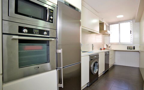 Gabriel 01: Appareil De Cuisine, Électroménager, Sol, Cabinetry, Sol, Principaux Appliance, Bâtiment, Maison, Gaz