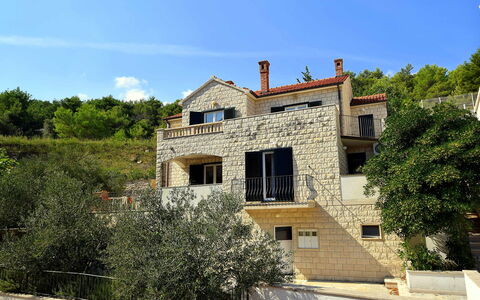 Villa Bay View: Propriété, Maison, Bâtiment, Zone Résidentielle, Immobilier, Domicile, Architecture, Quartier, Ciel, Villa