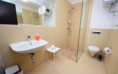 Logement:&nbsp;Molo Lozna 104.6