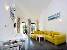 Logement:&nbsp;Molo Lozna 104.1