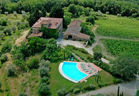Fattoria Di Quercia Al Poggio: Paysage Naturel, Complexe Sportif, Photographie Aérienne, Vue Du Ciel, Paysage, Biens, Jardin Botanique, Herbe, Arbre, La Photographie