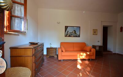 Appartamento Bilocale Piano Terra: Pièce, Propriété, Meubles, Bâtiment, Sol, Salon, Design Intérieur, Maison, Immobilier, Dur