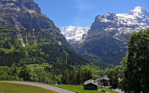 Chalet im Klusi: Ciel, Montagne, Plante, Nuage, Écorégion, La Nature, Vert, Paysage Naturel, Arbre, Montagnes