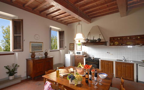 Villa Del Conte: Pièce, Propriété, Bâtiment, Plafond, Meubles, Maison, Design Intérieur, Faisceau, Cuisine, Domicile
