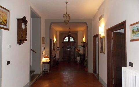 Villa i Cedri: Propriété, Pièce, Bâtiment, Dur, Plafond, Sol, Parquet, Design Intérieur, Maison, Architecture