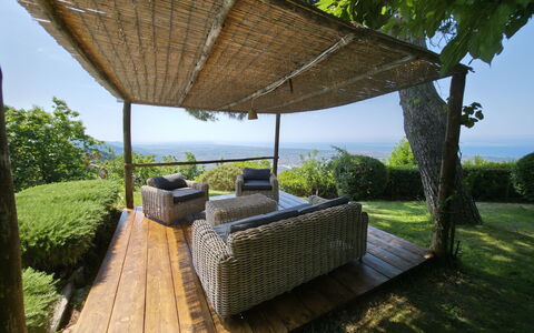 Villa Miramare: Mobilier De Jardin, Meubles, Ombre, Jardin, Recours, Eco Hôtel, Structure En Plein Air, Chaise, Aménagement Paysager