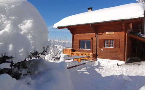 Chalet Zan-Fleuron: Neige, L'Hiver, Ciel, Maison, Gelé, Domicile, Nuage, Station De Montagne, Montagne, Arbre