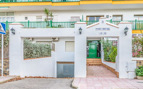 Empuriabrava 134: Plante, Propriété, Bâtiment, Design Urbain, Fenêtre, Porte, Zone Résidentielle, Façade, Immobilier