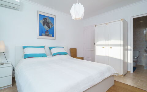 El Palmeral: Chambre, Meubles, Lit, Pièce, Propriété, Drap De Lit, Literie, Cadre De Lit, Sol, Design Intérieur