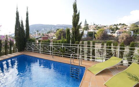 Junio: Piscine, Propriété, Immobilier, Loisir, Recours, Vacances, Bâtiment, Maison, Villa, Biens