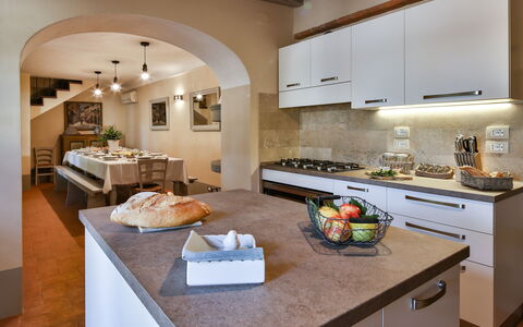 Case Sant'anna 14: Comptoir, Propriété, Pièce, Cuisine, Meubles, Design Intérieur, Cabinetry, Bâtiment, Domicile, Maison