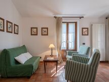 rocche-di-valiano-chianti-castelnuovo-berardenga-gelsomino-living-room